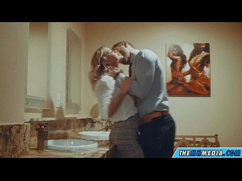 ❤️ Ko vas prsata blondinka zapelje na javnem stranišču ❌ Porno pri nas sl.raceporn.ru ❌❤